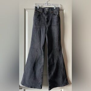 Levi’s Ribcage Bell black